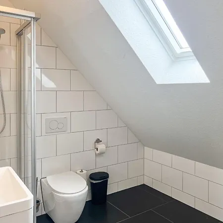 公寓 T&k - - Schoene 5 Maisonette - 20min Messe Fair Dus 梅特曼